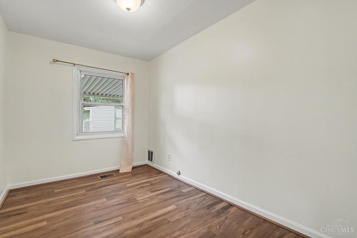 1012 Bellwood Drive, Loveland, OH, 45140 — photo 11
