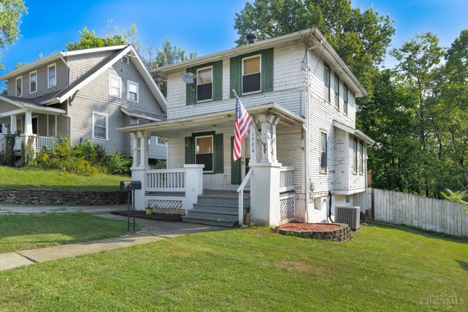 1706 Wyoming Avenue, Cincinnati, OH, 45205 — photo 2