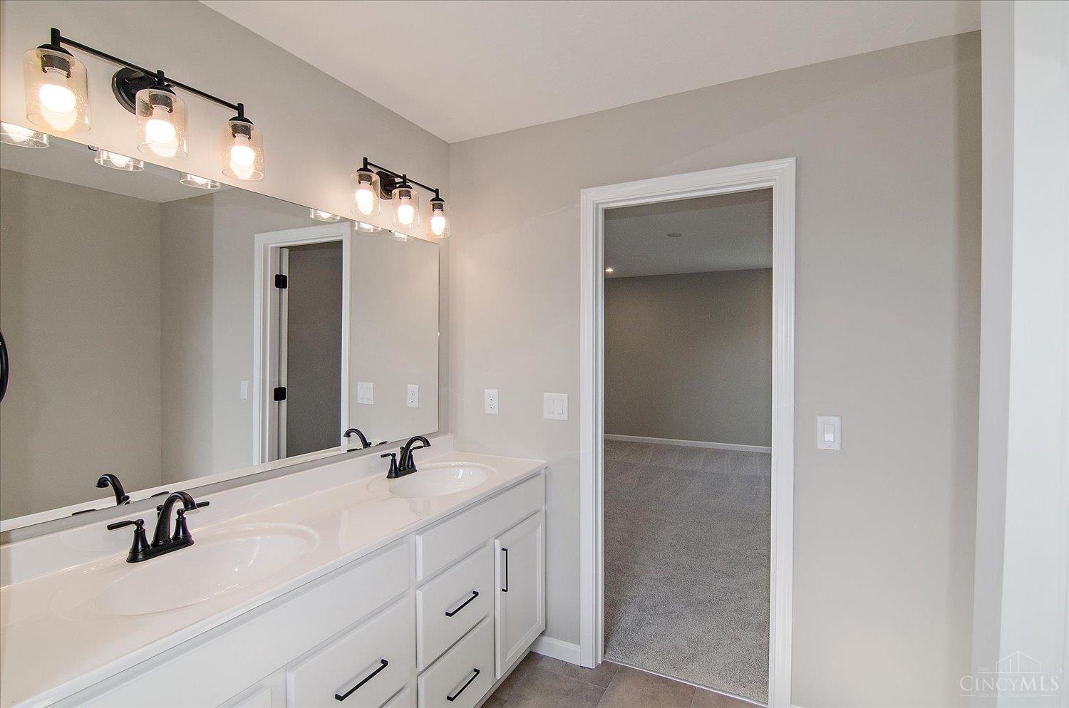 154 Kenneth Hamilton Way, Yellow Springs, OH, 45387 — photo 16