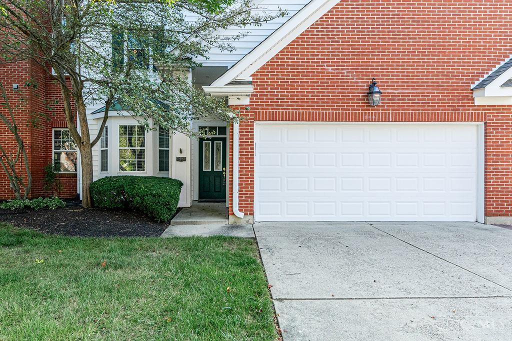 Photo 2 of Townhouse for sale at 7492 Mansion Cir #C, Mason, OH 45040 | MLS# 1894591 | Listing updated on 2026-10-02