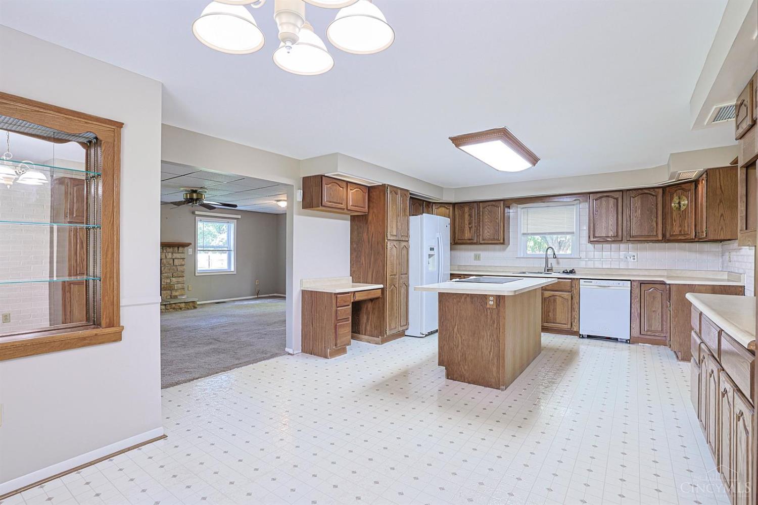 6051 Jerry Lee Drive, Miami Twp, OH, 45150 — photo 40