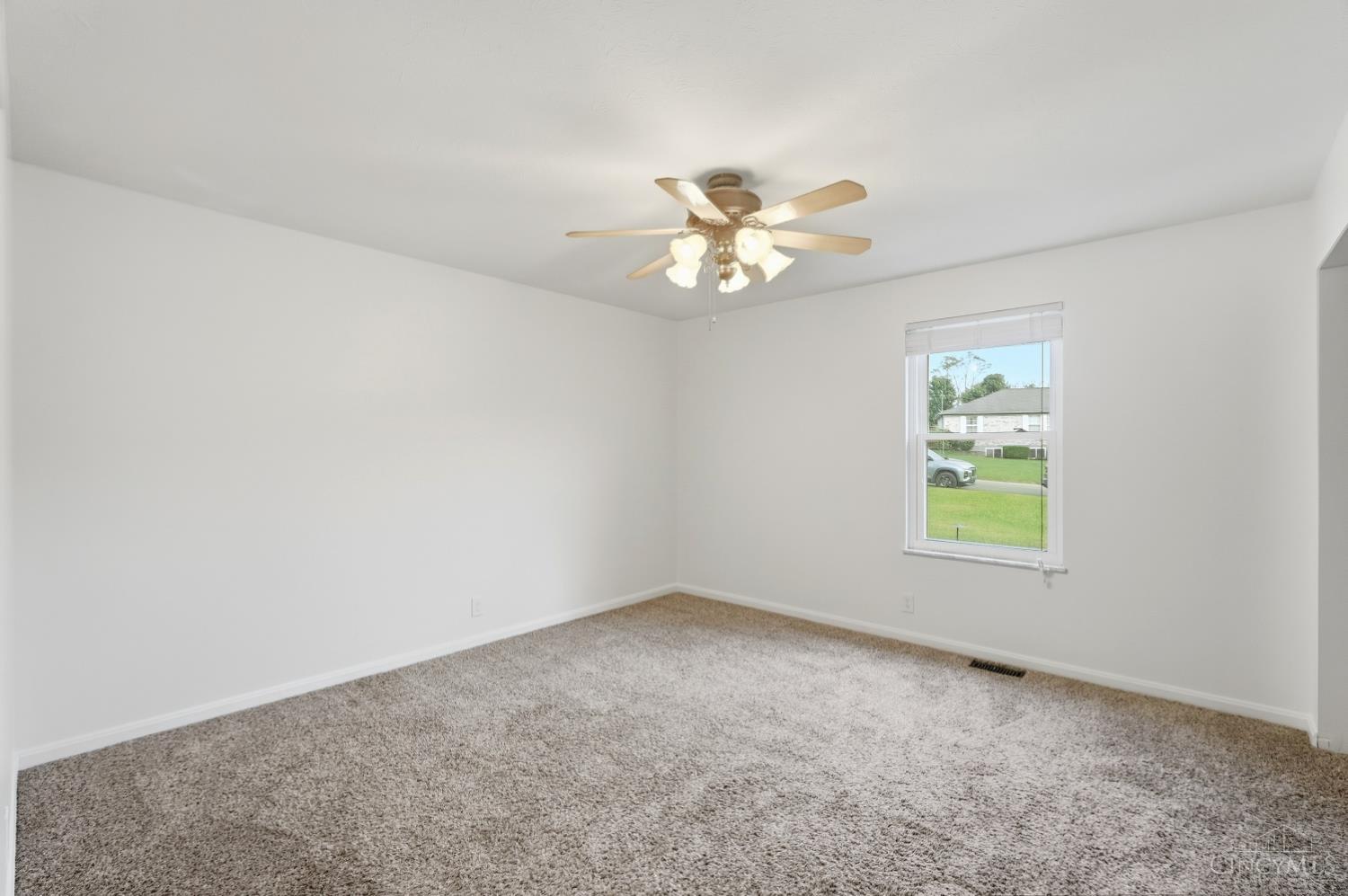 6821 Rackview Road, Green Twp, OH, 45248 — photo 40