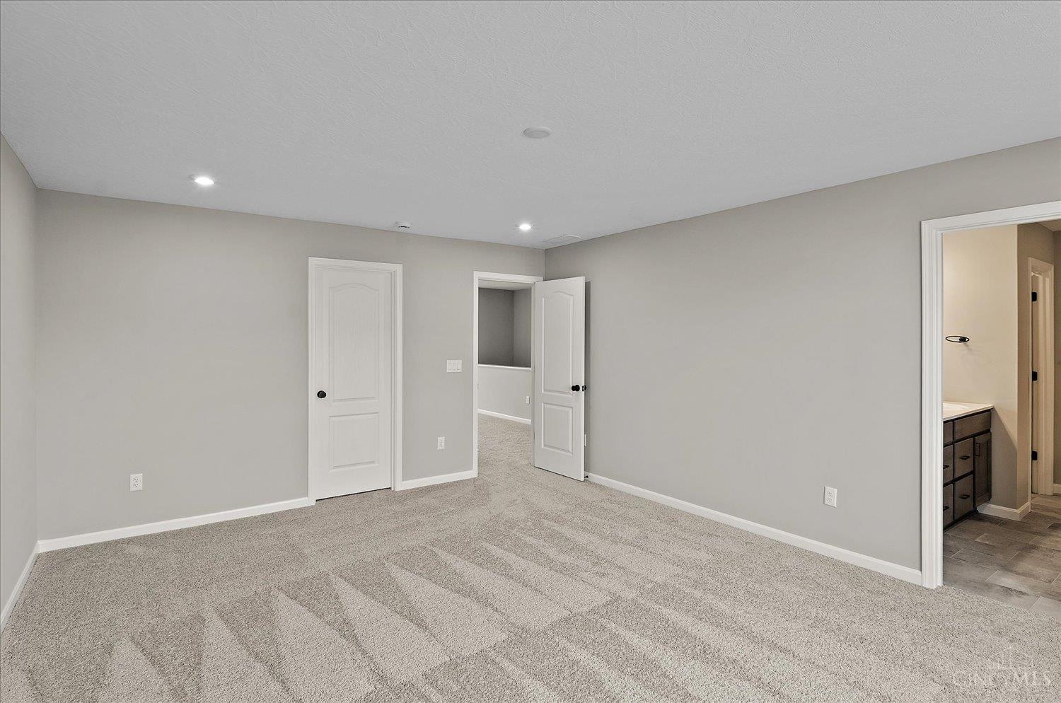622 Tulip Court, Yellow Springs, OH, 45387 — photo 17