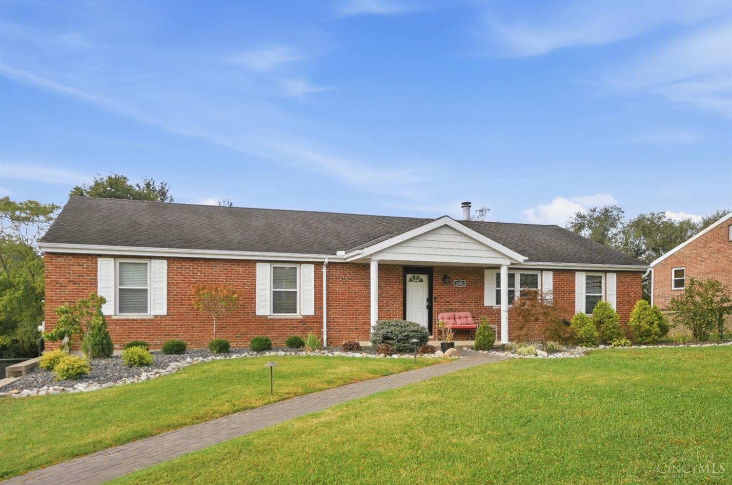 6821 Rackview Road, Green Twp, OH, 45248 — photo 4
