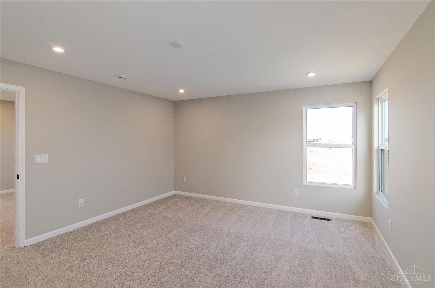 154 Kenneth Hamilton Way, Yellow Springs, OH, 45387 — photo 14