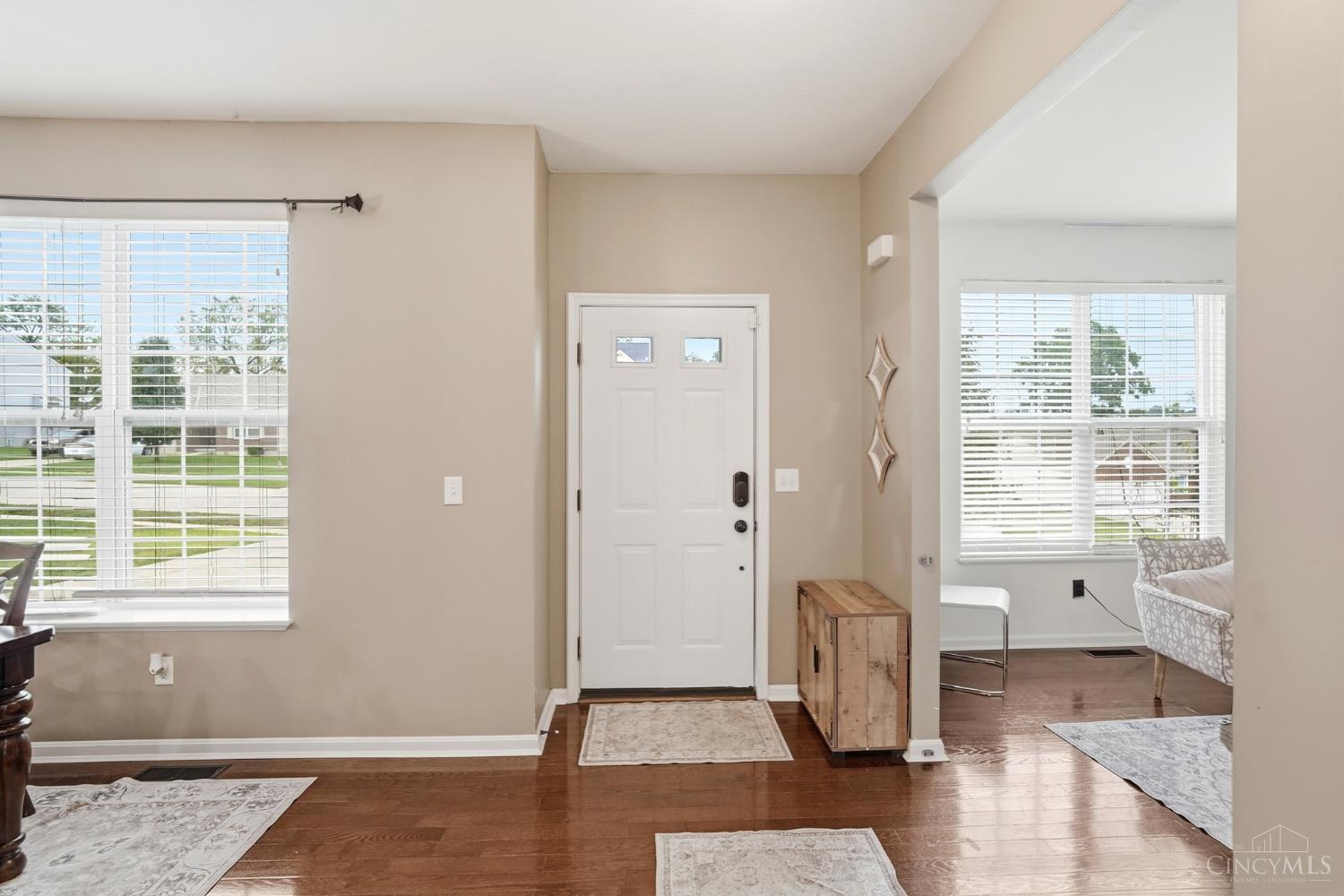 7477 Hunters Creek Lane, Colerain Twp, OH, 45247 — photo 5
