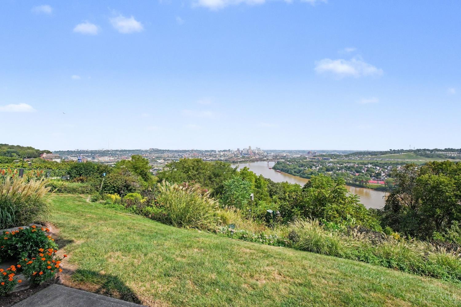 390 Grand Avenue #B, Cincinnati, OH, 45205 — photo 24