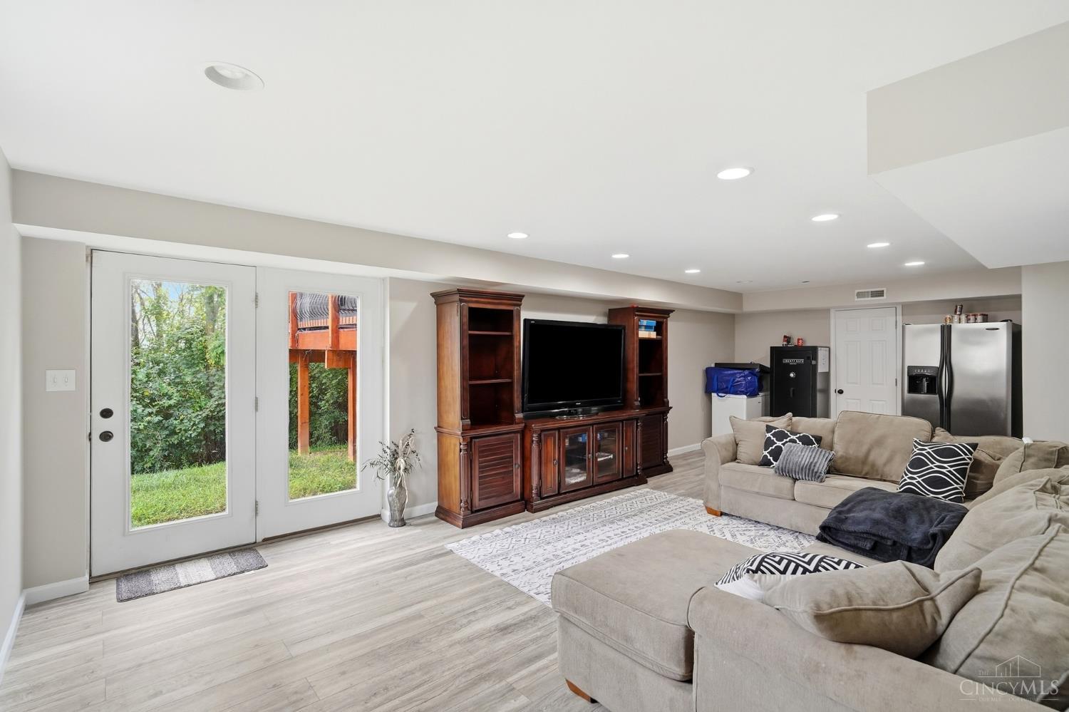7477 Hunters Creek Lane, Colerain Twp, OH, 45247 — photo 41