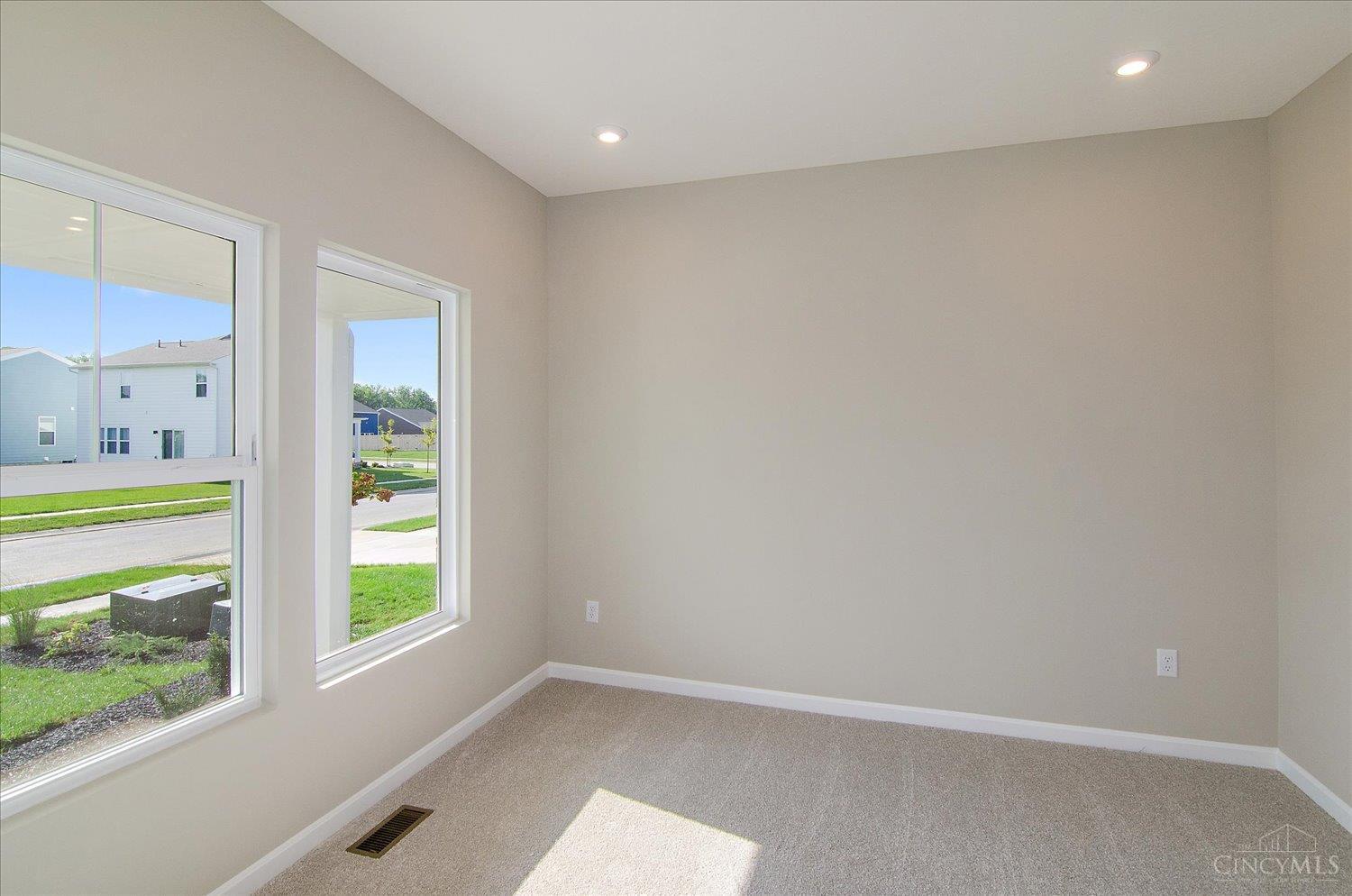154 Kenneth Hamilton Way, Yellow Springs, OH, 45387 — photo 10