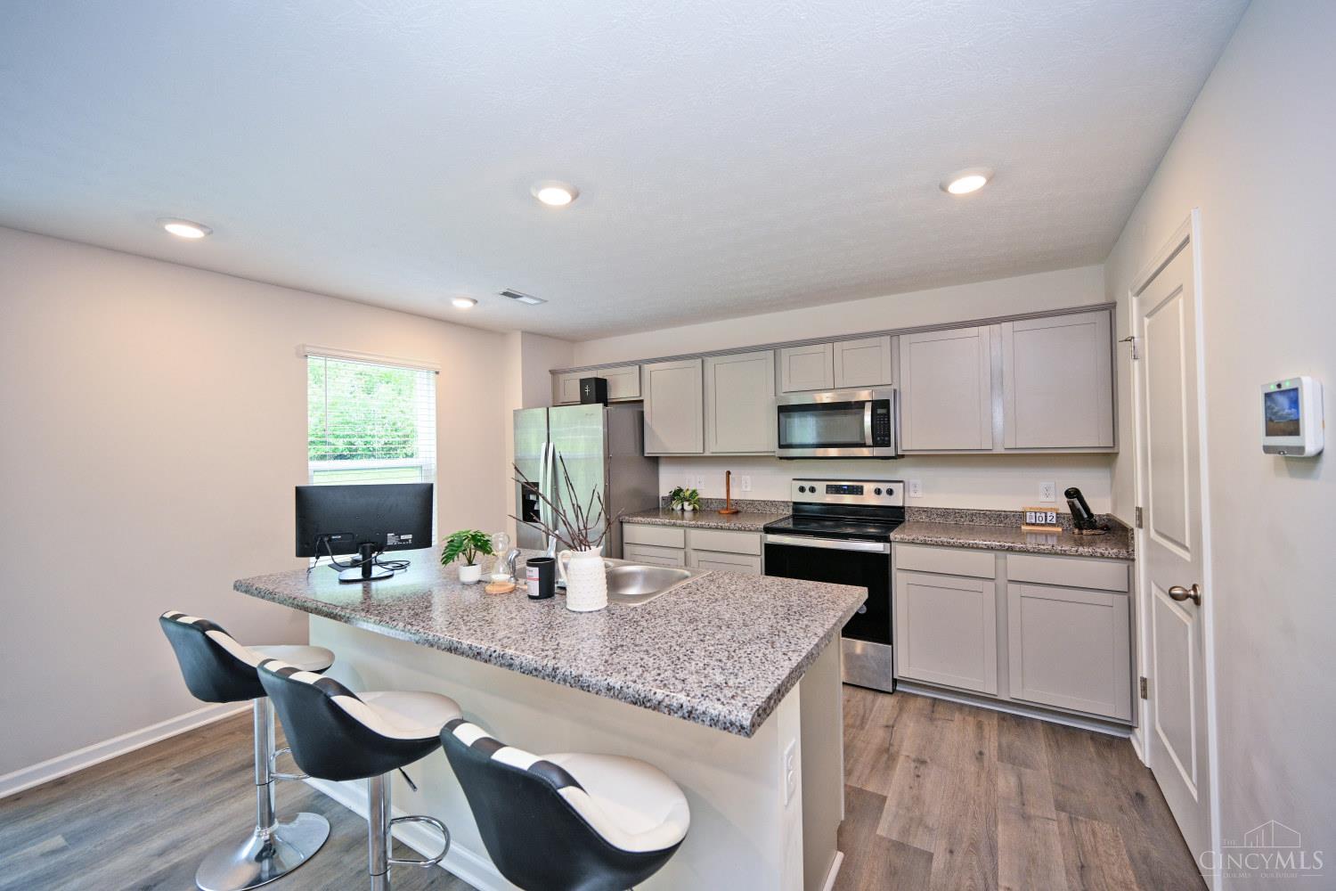 102 River Heights Drive, New Richmond, OH, 45157 — photo 11