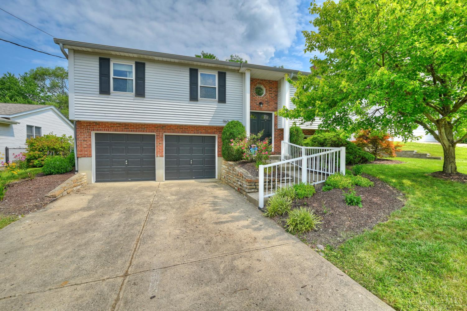 Photo 1 of Sale Pending at 960 Butterfly Ct, Springfield Twp., OH 45231 | MLS# 1894671 | Listing updated on 2026-09-25