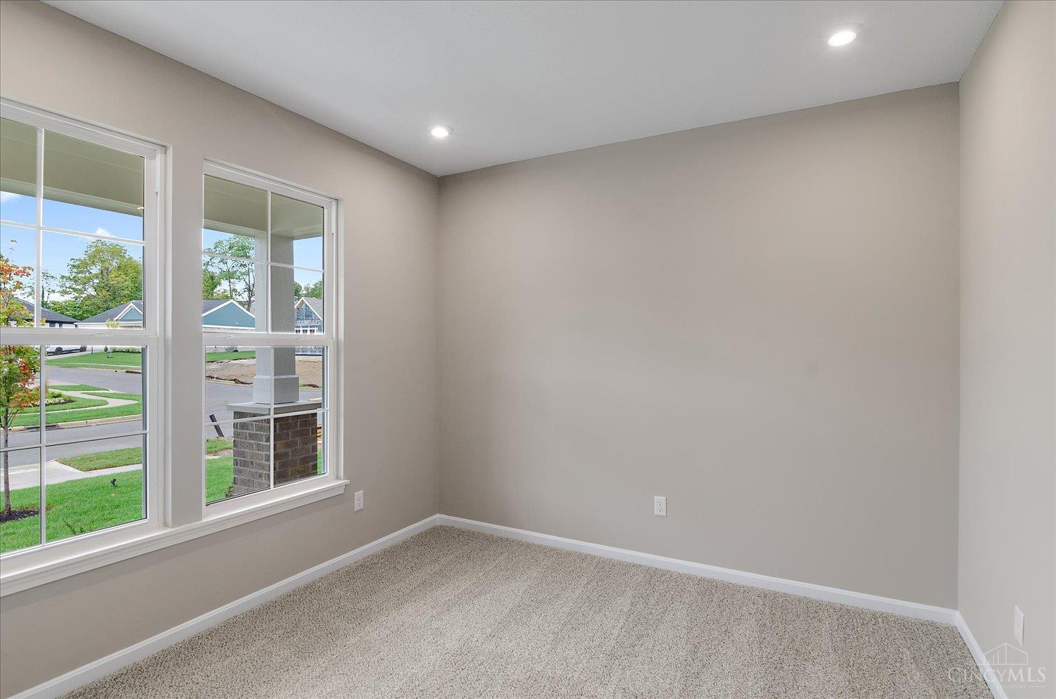 2552 Golden Leaf Drive, Beavercreek, OH, 45431 — photo 10