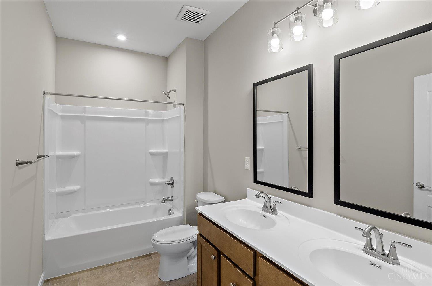2552 Golden Leaf Drive, Beavercreek, OH, 45431 — photo 21