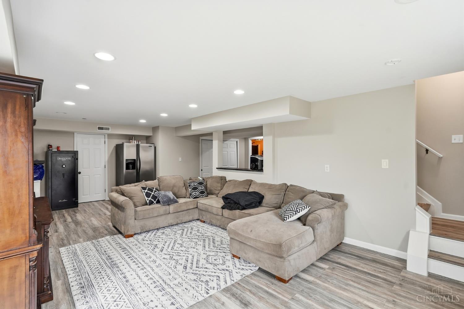 7477 Hunters Creek Lane, Colerain Twp, OH, 45247 — photo 43
