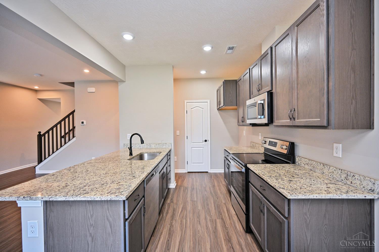 1538 Summerview Lane, Miami Twp, OH, 45150 — photo 13