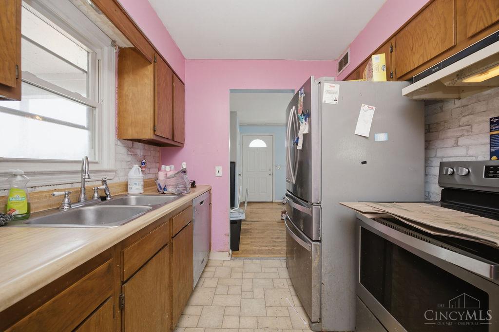 588 Valleyview Drive, Hamilton, OH, 45013 — photo 10