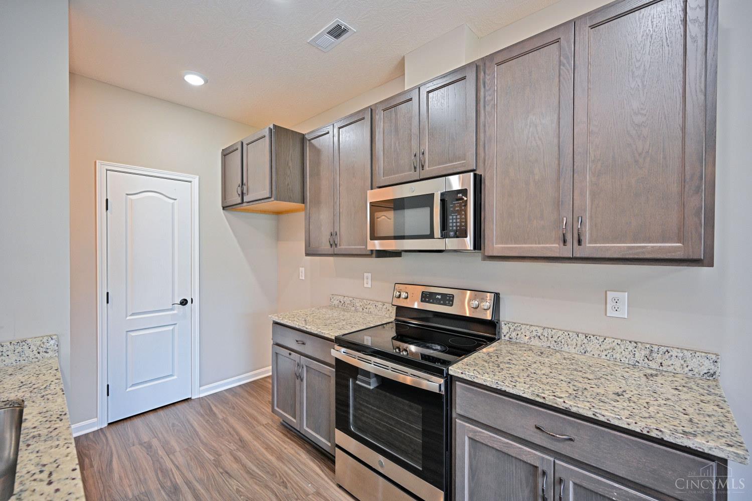 1538 Summerview Lane, Miami Twp, OH, 45150 — photo 15