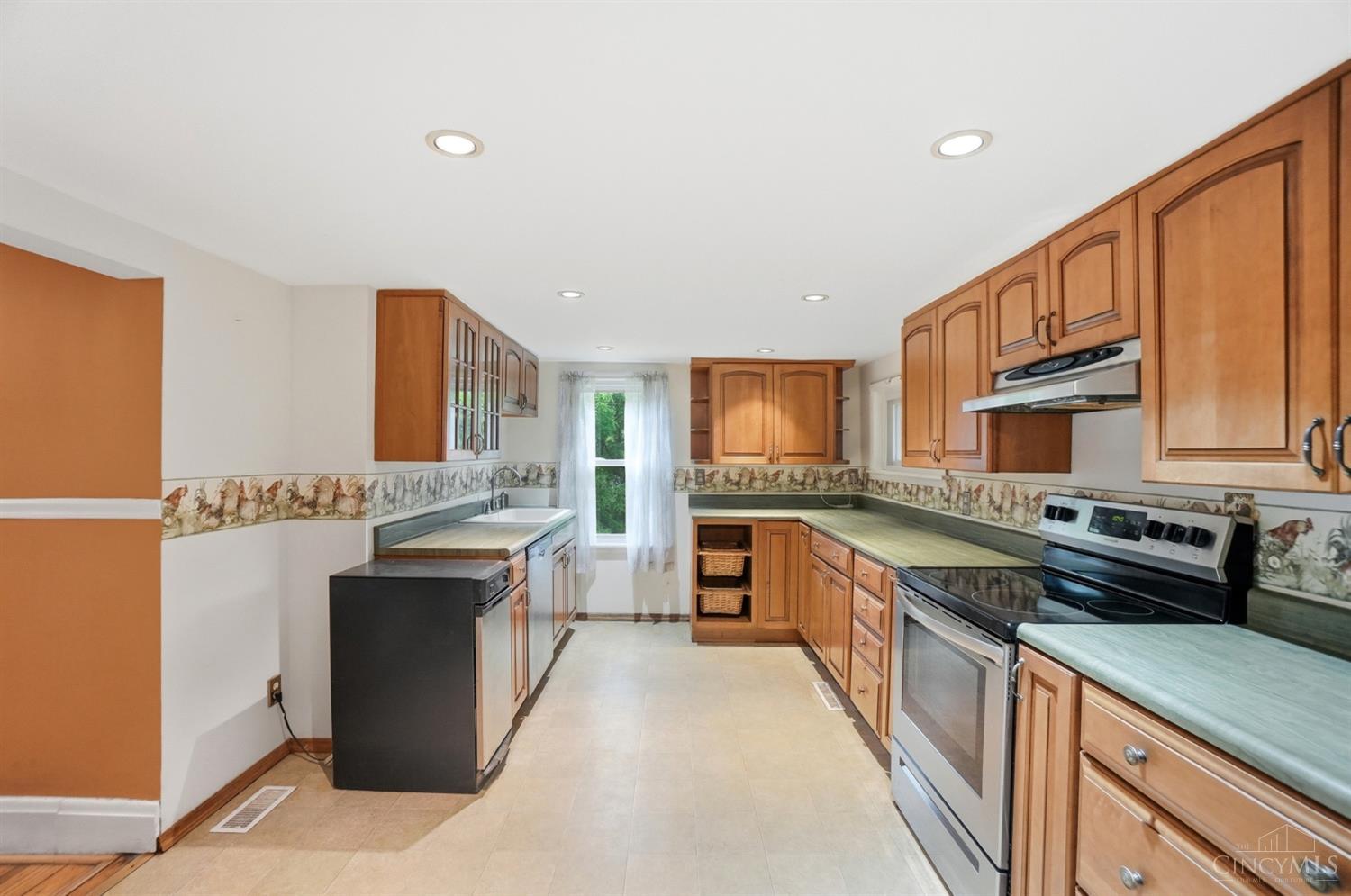 6951 Lesourdsville West Chester Road, Liberty Twp, OH, 45011 — photo 12