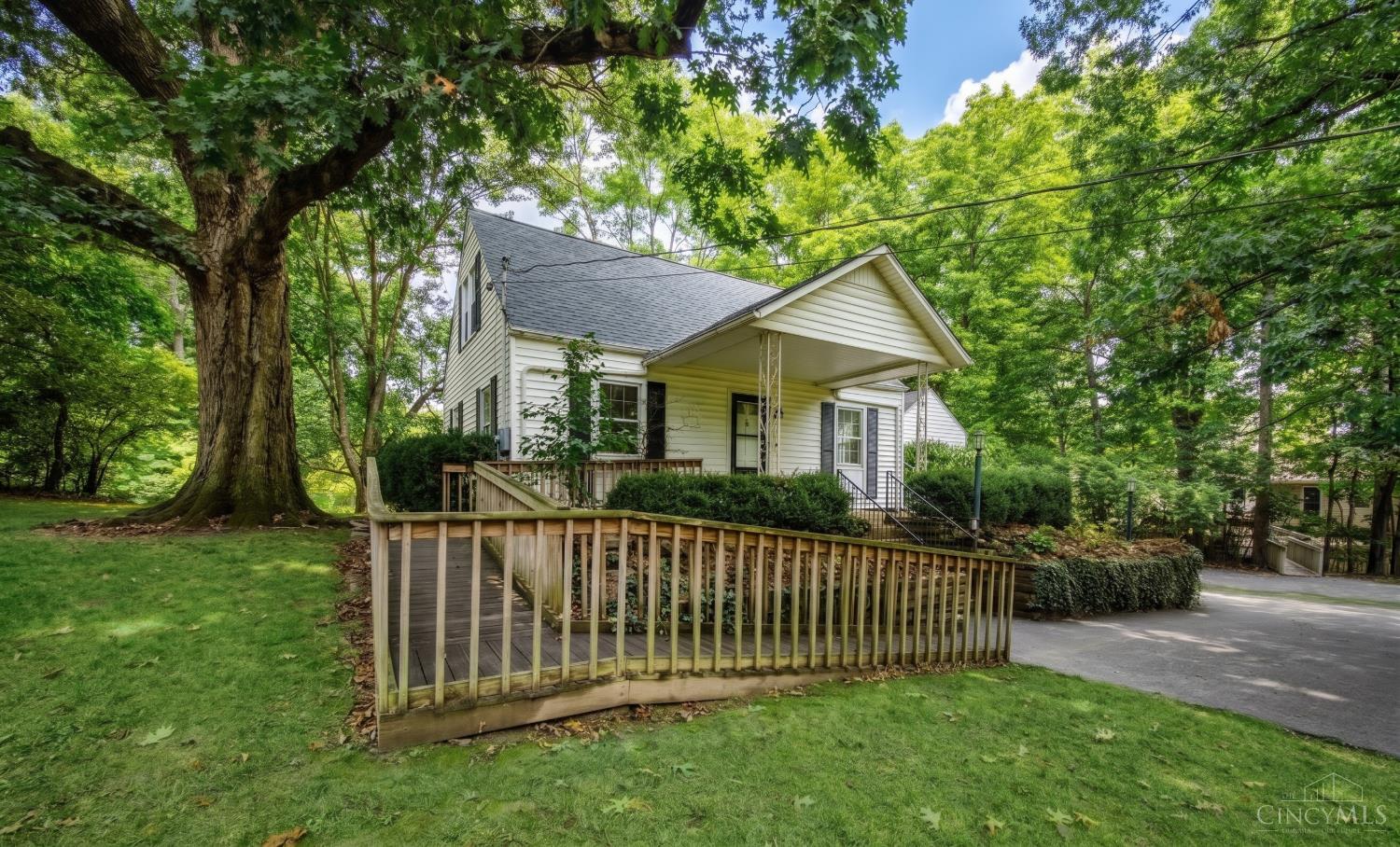 Photo 1 of Single family home for sale at 5895 Greenlawn Rd, Fairfield Twp, OH 45011 | MLS# 1894650 | Listing updated on 2026-09-21