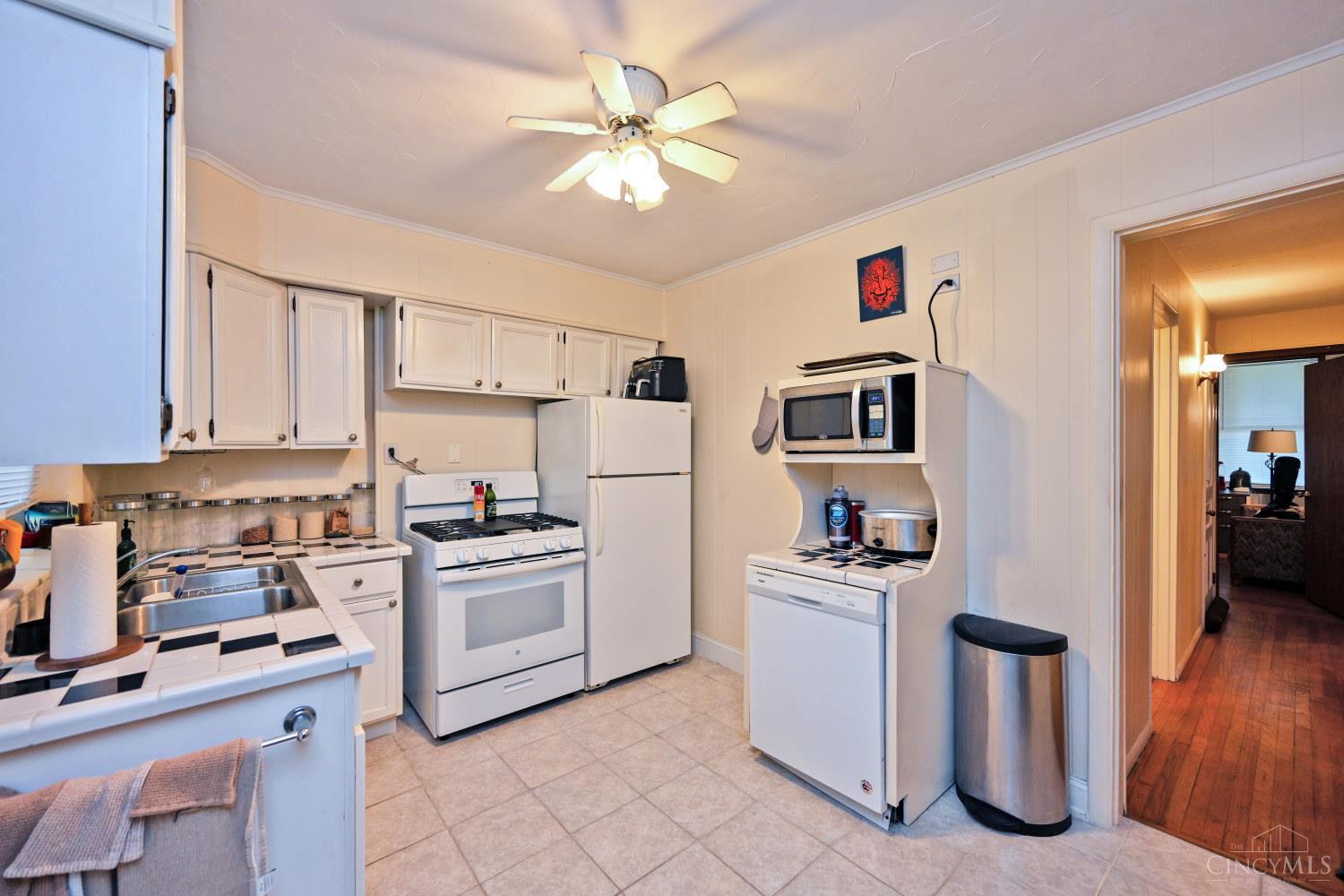 3937 Burwood Avenue, Cincinnati, OH, 45212 — photo 42