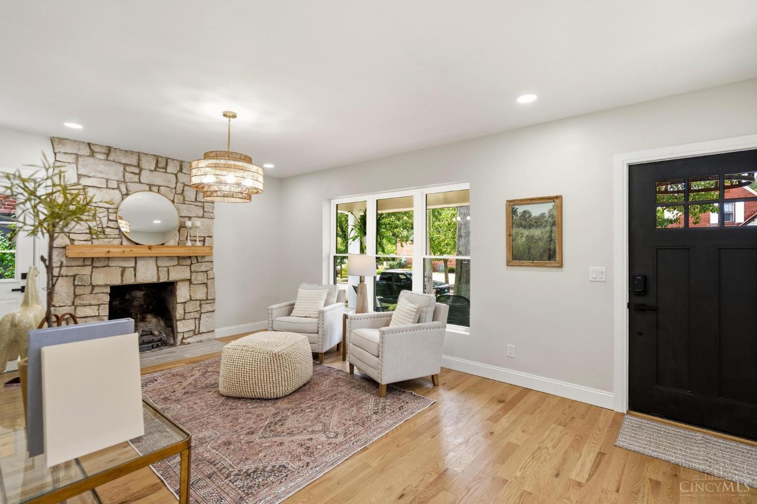 3834 Petoskey Avenue, Mariemont, OH, 45227 — photo 4