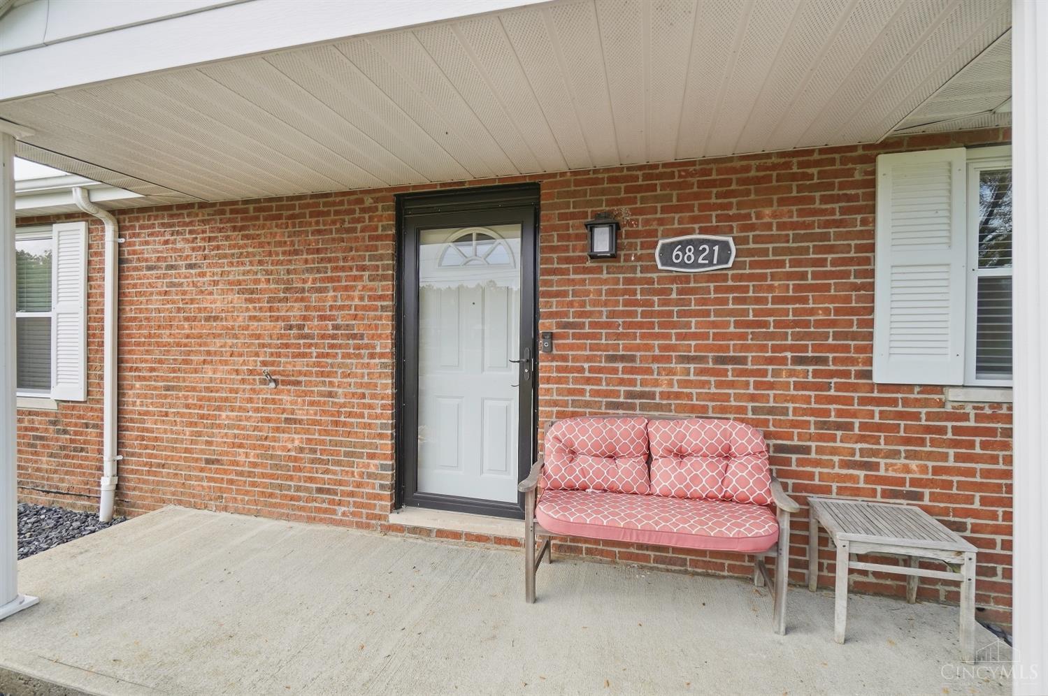 6821 Rackview Road, Green Twp, OH, 45248 — photo 7