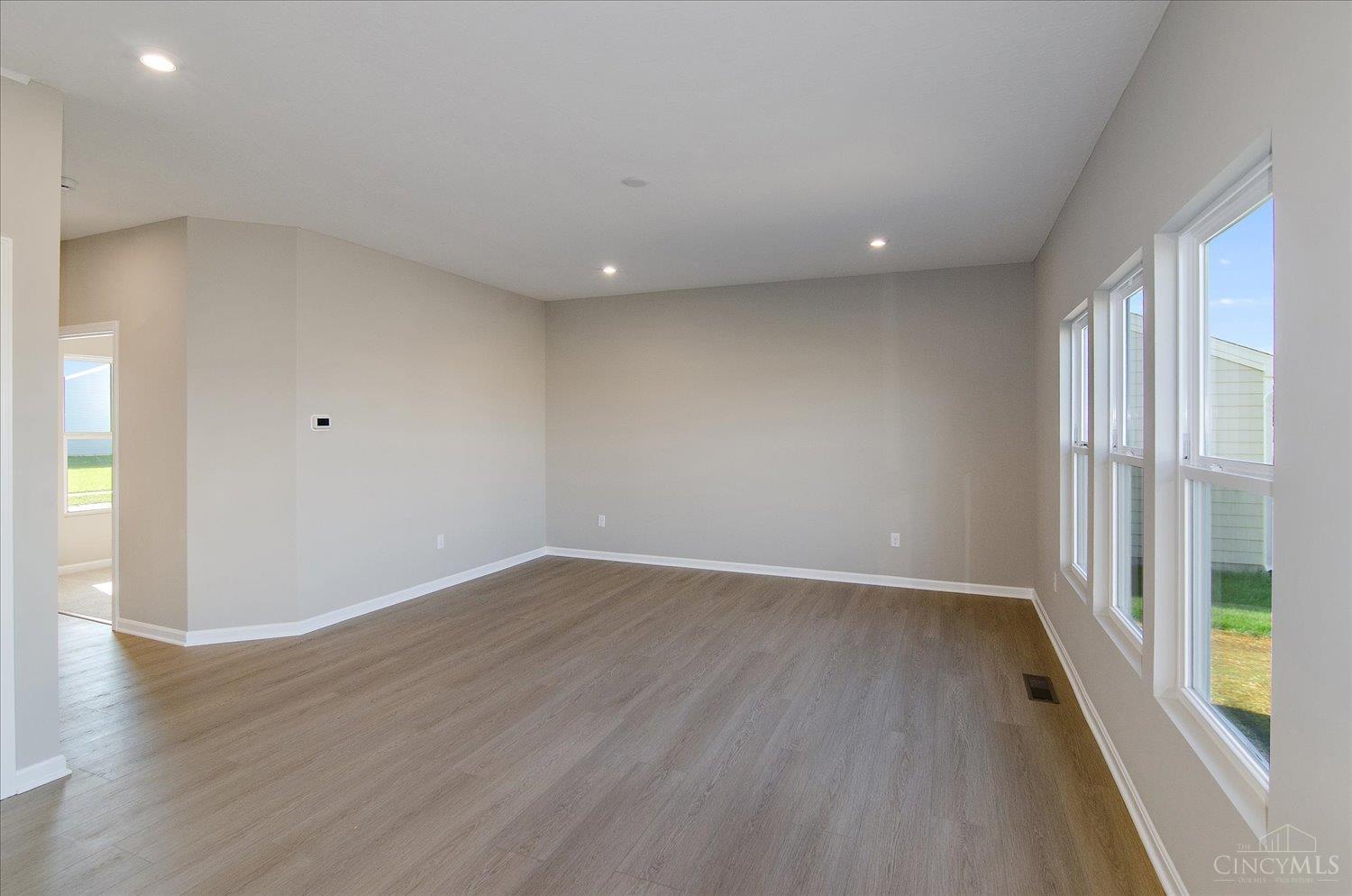 154 Kenneth Hamilton Way, Yellow Springs, OH, 45387 — photo 7