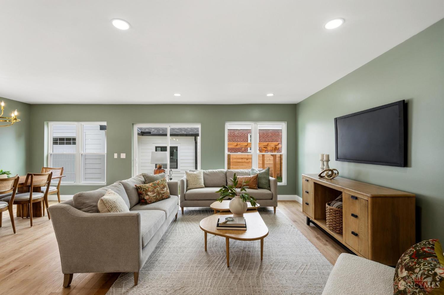 3834 Petoskey Avenue, Mariemont, OH, 45227 — photo 18