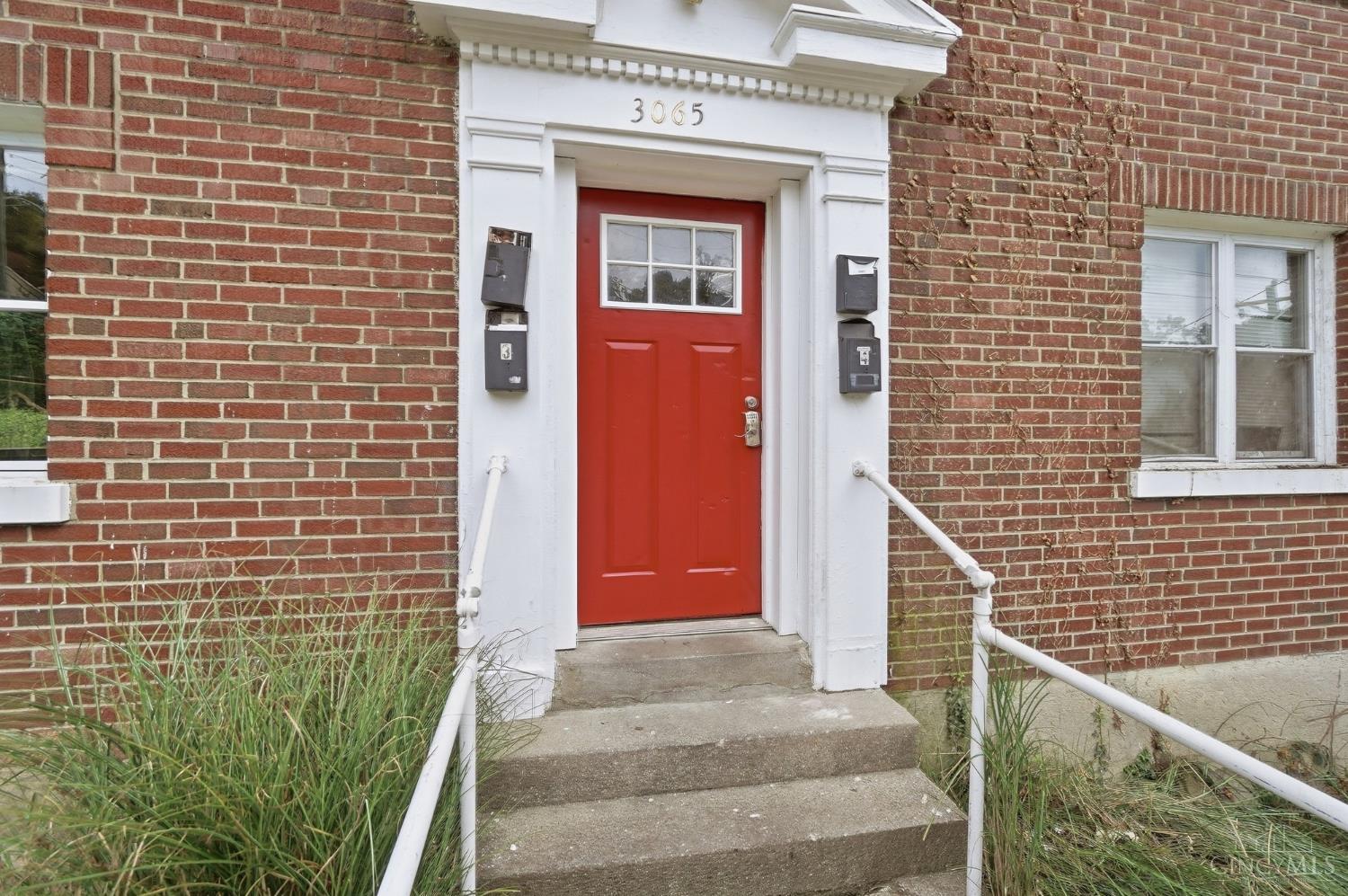 3065 Bracken Woods Lane, Cincinnati, OH, 45211 — photo 5