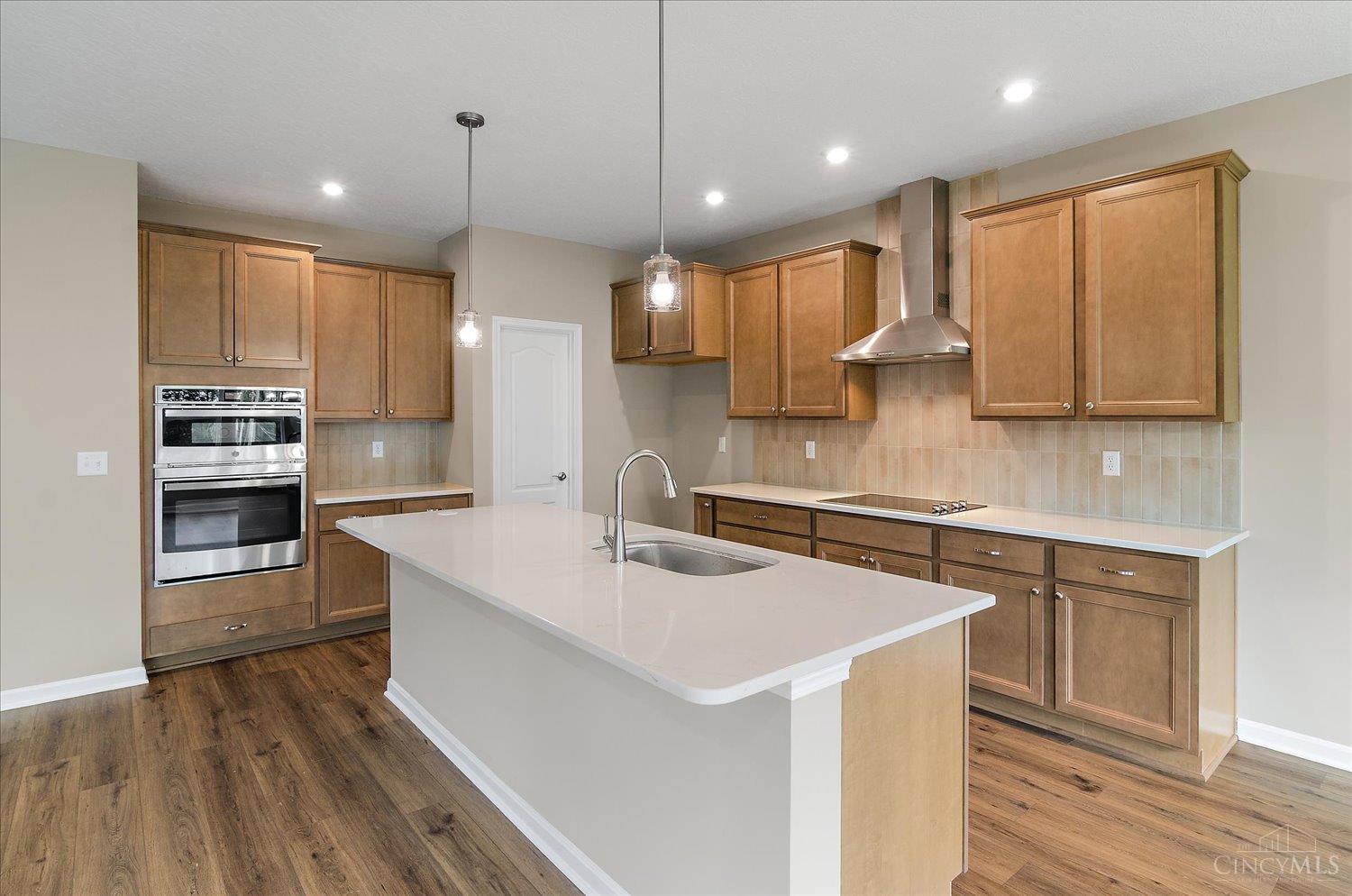 2552 Golden Leaf Drive, Beavercreek, OH, 45431 — photo 2