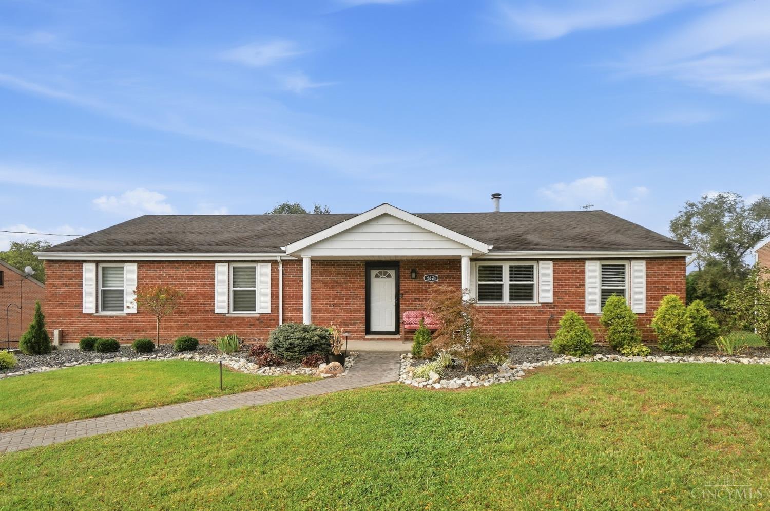 6821 Rackview Road, Green Twp, OH, 45248 — photo 2