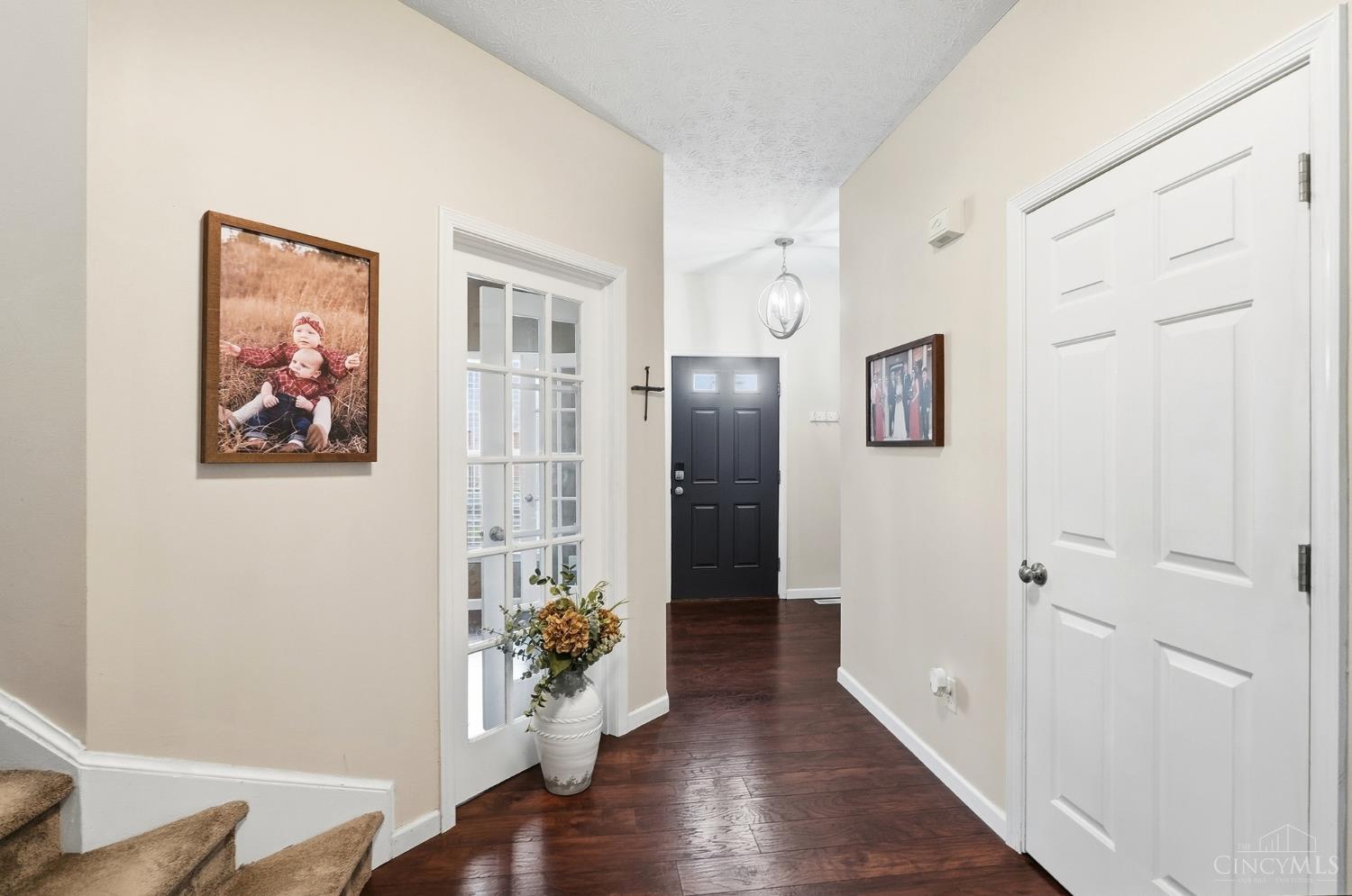 385 Indian Lake Drive, Hamilton Twp, OH, 45039 — photo 6