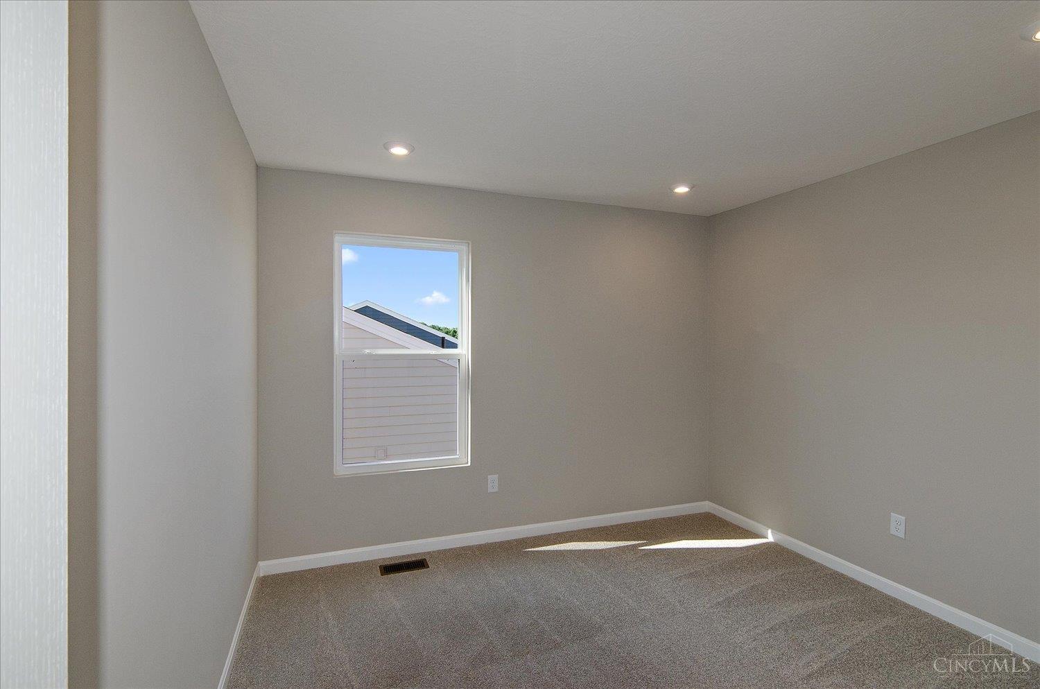 154 Kenneth Hamilton Way, Yellow Springs, OH, 45387 — photo 19