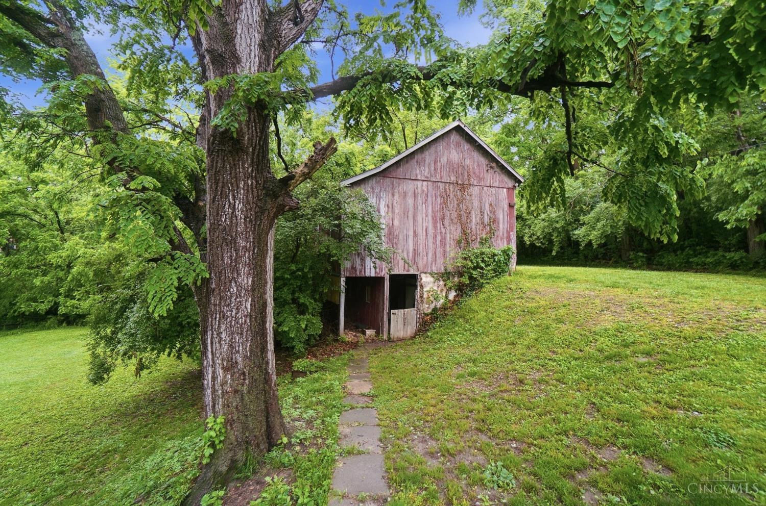 6951 Lesourdsville West Chester Road, Liberty Twp, OH, 45011 — photo 31