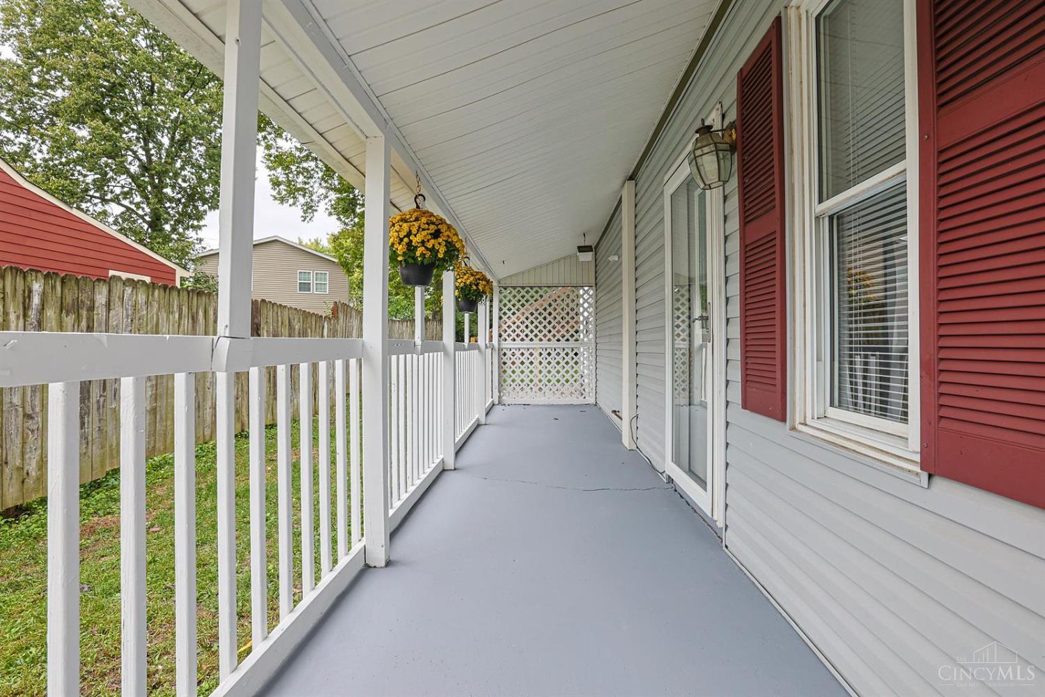 Listing Photo 4 - Condo for sale in building located at 158 King Ave, South Lebanon, OH 45065