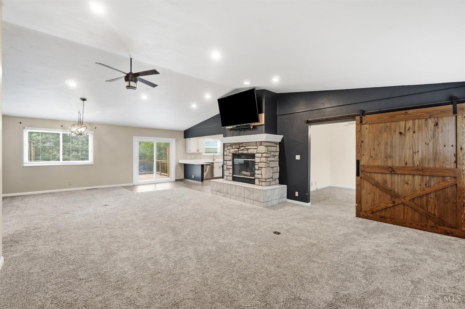6821 Rackview Road, Green Twp, OH, 45248 — photo 9