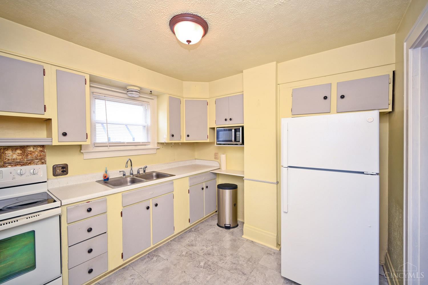 1037 Hooven Avenue, Hamilton, OH, 45015 — photo 17
