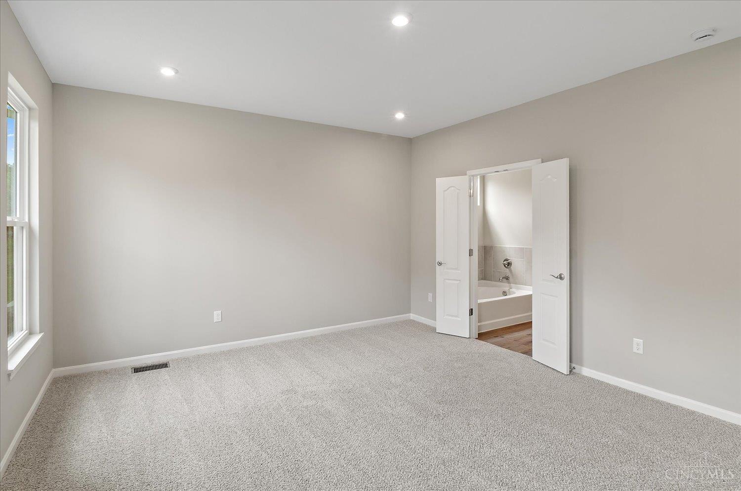 2552 Golden Leaf Drive, Beavercreek, OH, 45431 — photo 14