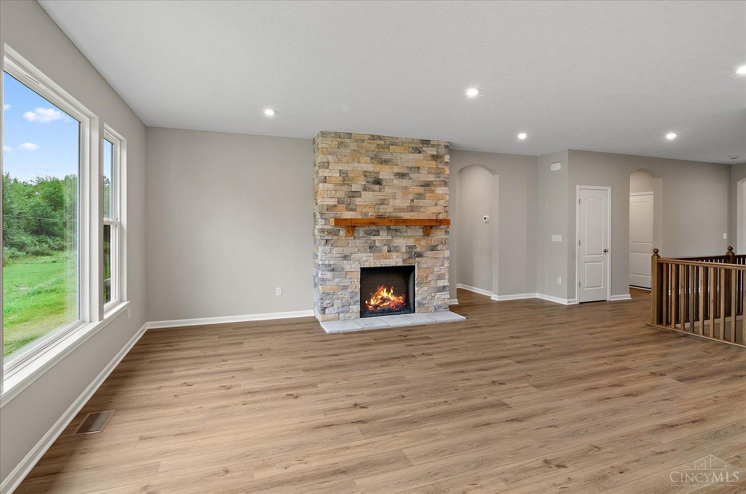 2552 Golden Leaf Drive, Beavercreek, OH, 45431 — photo 7