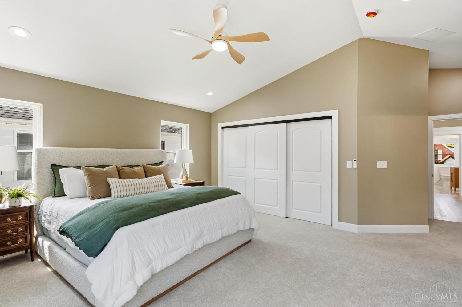 3834 Petoskey Avenue, Mariemont, OH, 45227 — photo 24