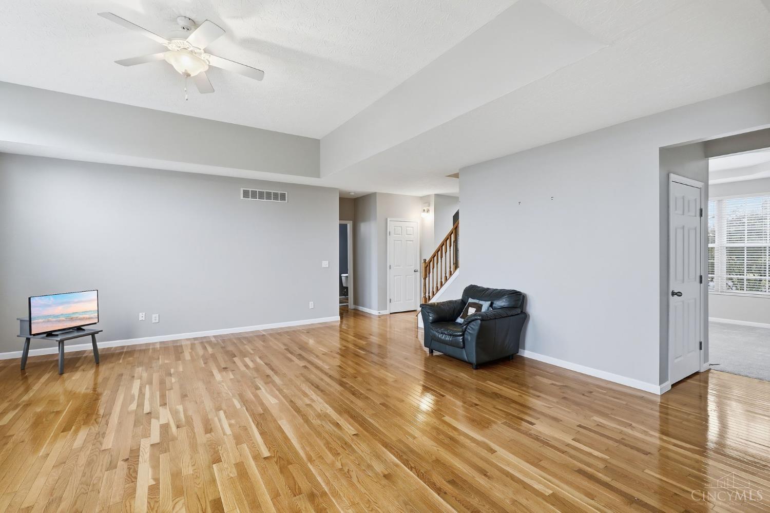 Photo 4 of Single family home for sale at 5908 Alder Ct, Liberty Twp, OH 45044 | MLS# 1894624 | Listing updated on 2026-09-29