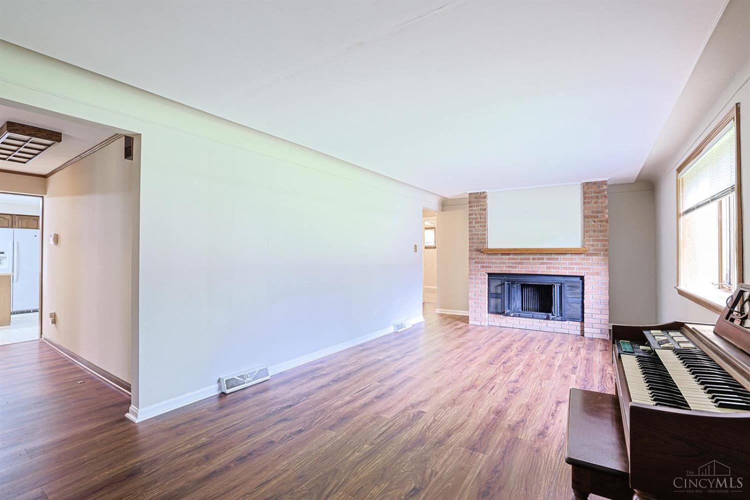 6051 Jerry Lee Drive, Miami Twp, OH, 45150 — photo 4