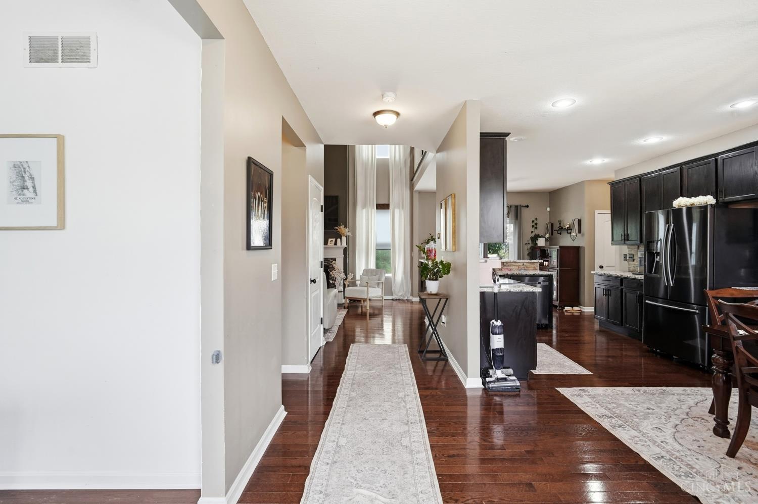 7477 Hunters Creek Lane, Colerain Twp, OH, 45247 — photo 6