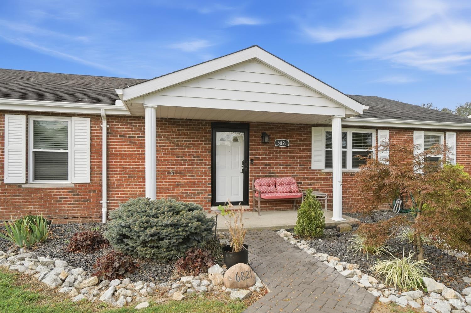 6821 Rackview Road, Green Twp, OH, 45248 — photo 6