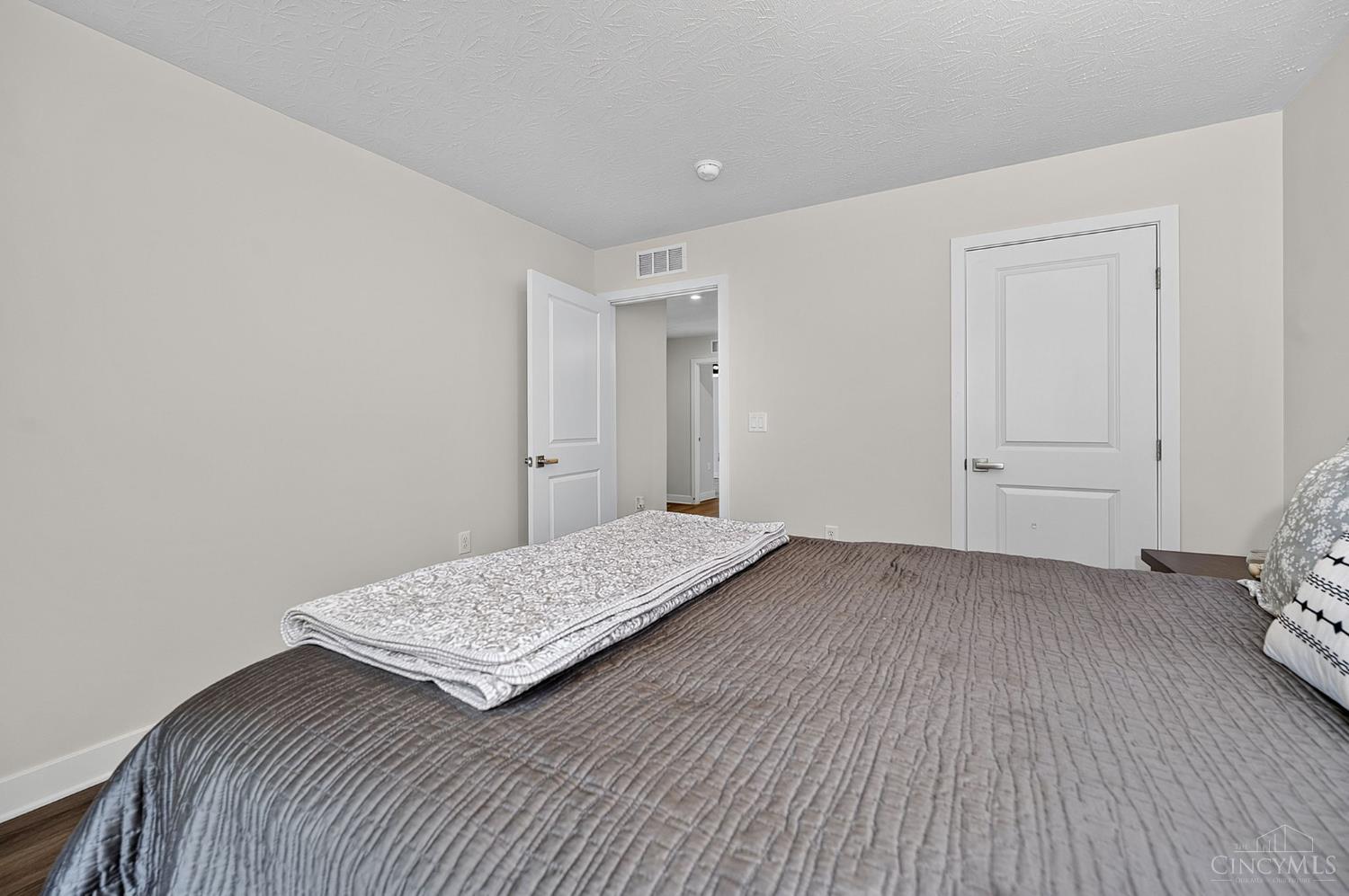 3205 Travertine Court, Fairfield Twp, OH, 45011 — photo 13