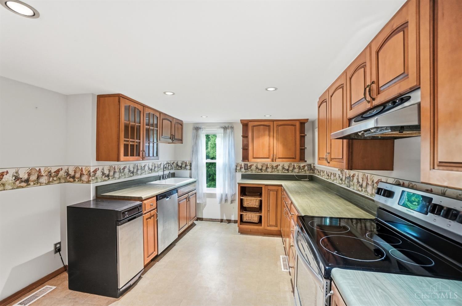 6951 Lesourdsville West Chester Road, Liberty Twp, OH, 45011 — photo 14