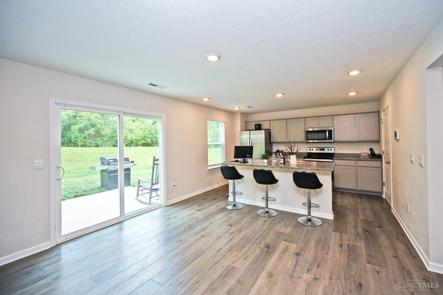 102 River Heights Drive, New Richmond, OH, 45157 — photo 9