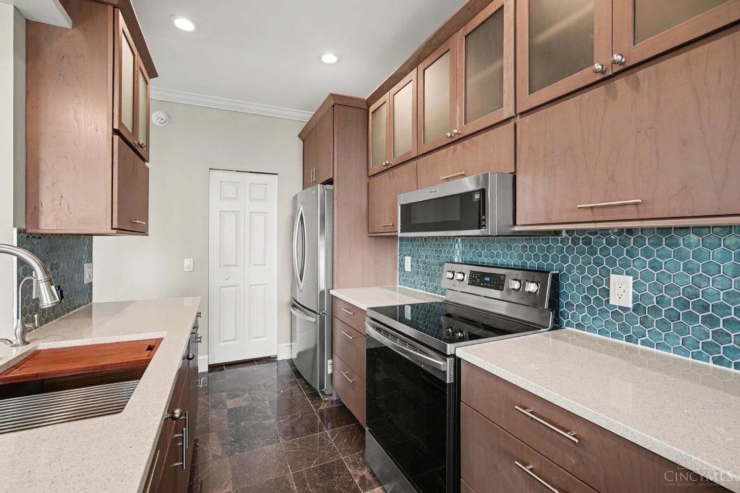 390 Grand Avenue #B, Cincinnati, OH, 45205 — photo 7