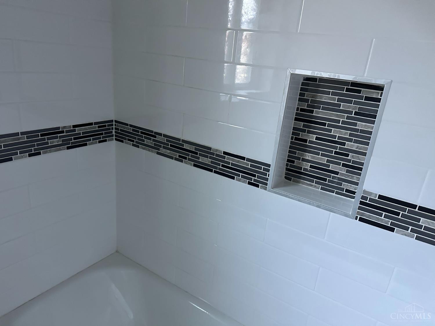 5866 Kennedy Avenue, Cincinnati, OH, 45213 — photo 6