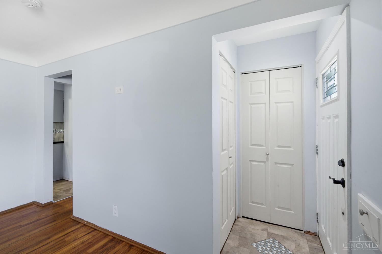 6556 Montevista Drive, Cincinnati, OH, 45224 — photo 2